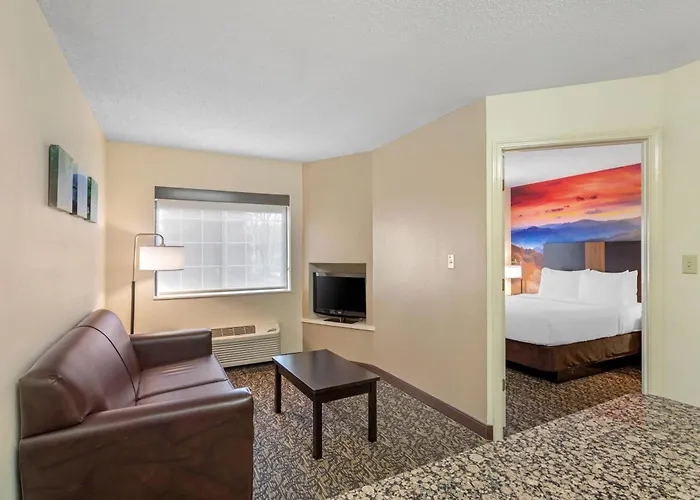 Leconte Hotel & Convention Center, An Ascend Collection Hotel